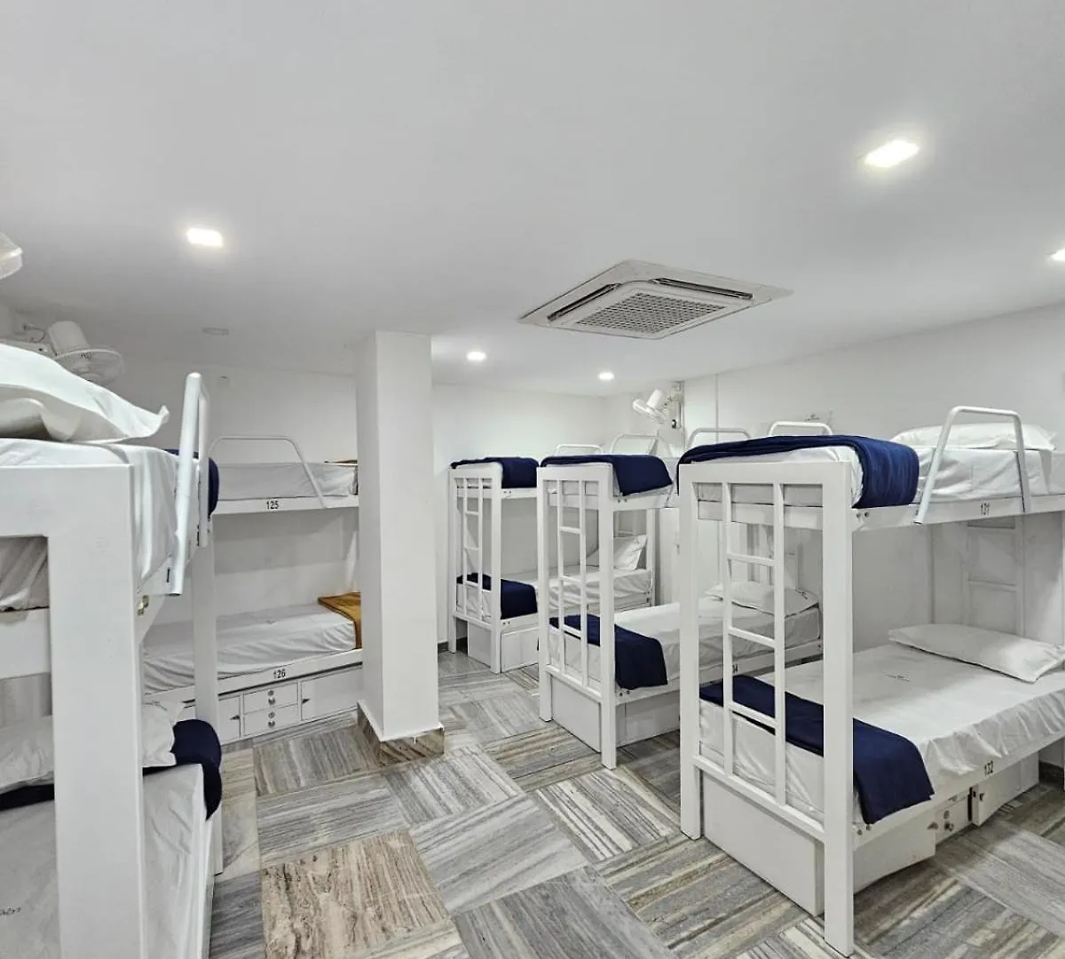 Lowfare Dormitory Kozhikode Lodge