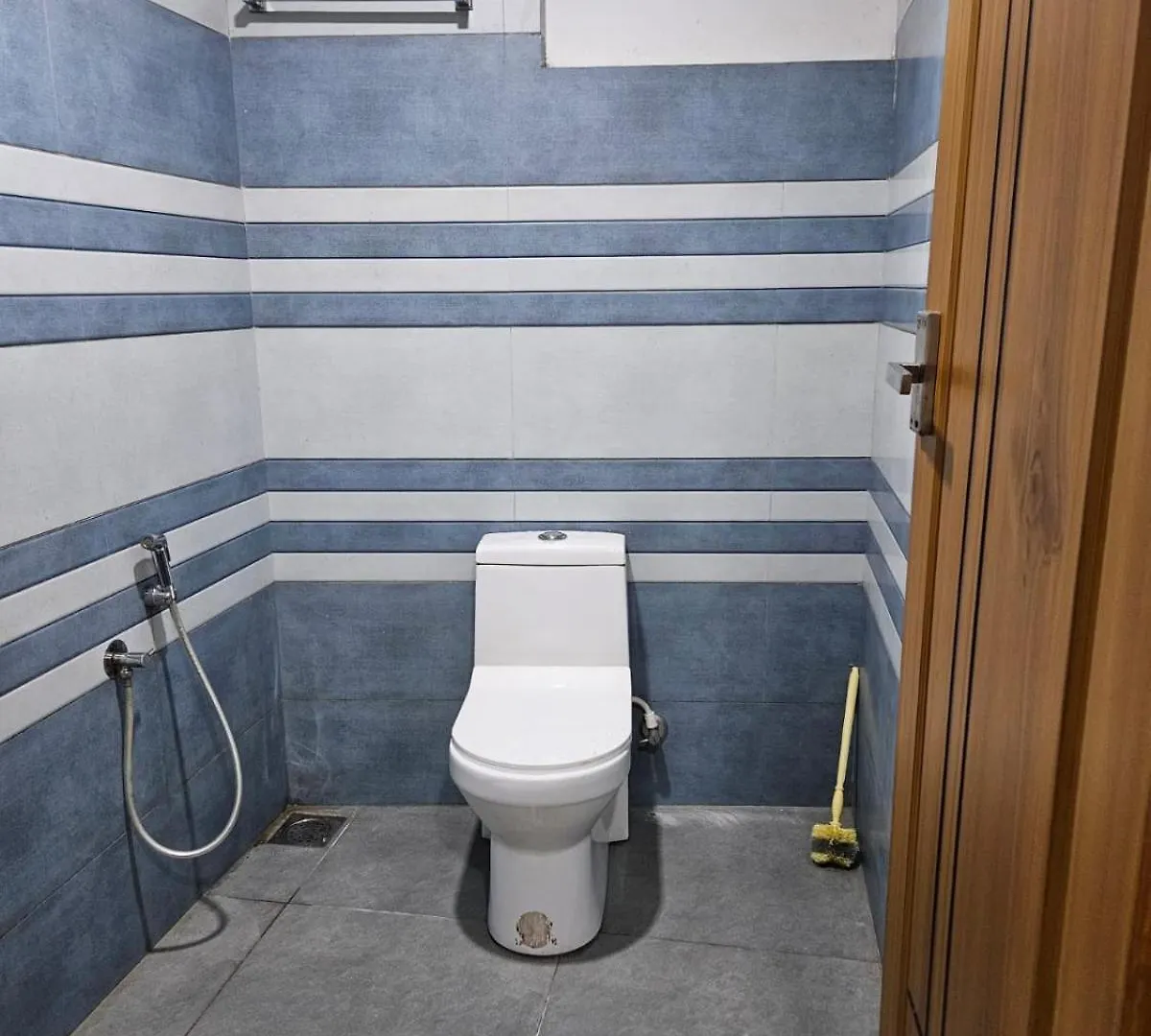Lowfare Dormitory Kozhikode