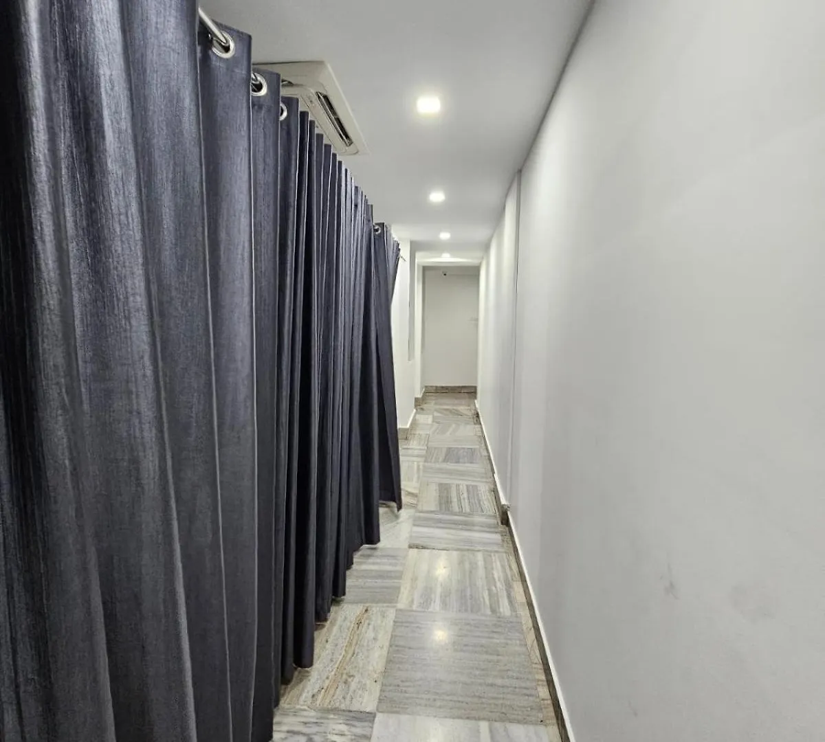 Lodge Lowfare Dormitory Kozhikode India